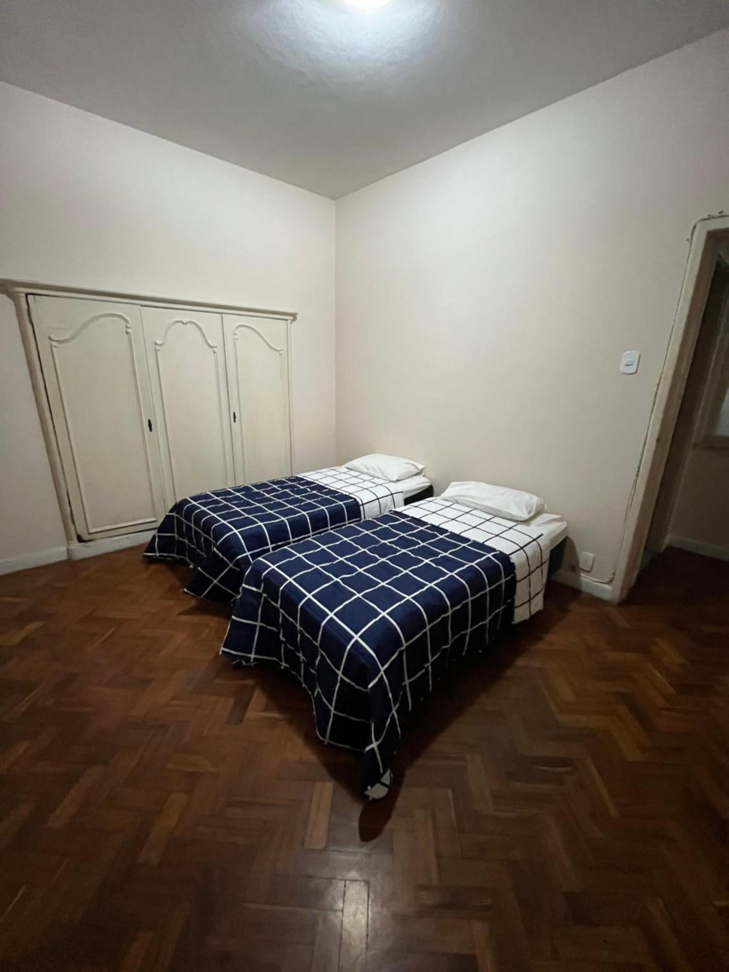 Avenida Atlantica Frente Mar Vista Livre - 4 Quartos - Copacabana Apartamento